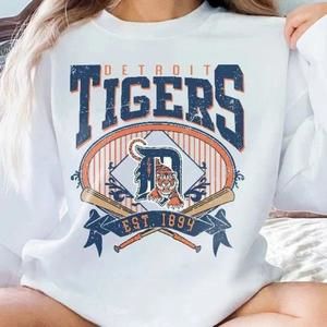 White- Retro Style Detroit Baseball Crewneck Sweatshirt Unisex Sweatshirt